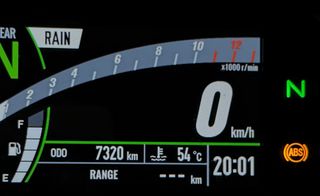 Kawasaki Z900 Full 2021 impoluta