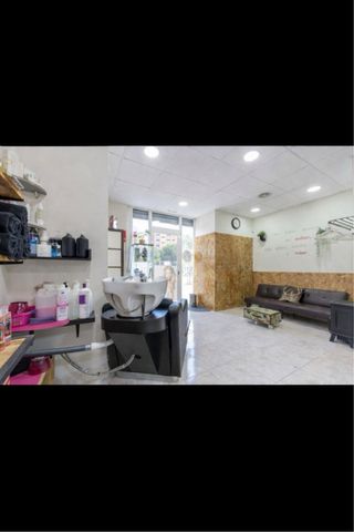 Peluquería unisex en Traspaso o Venta!