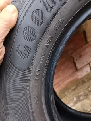 Neumáticos Goodyear 215/65R16C 106/104
