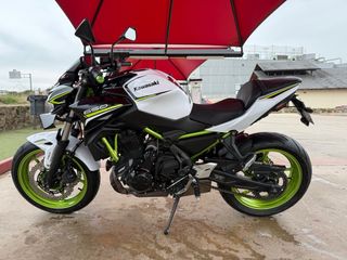 Kawasaki Z650 2021