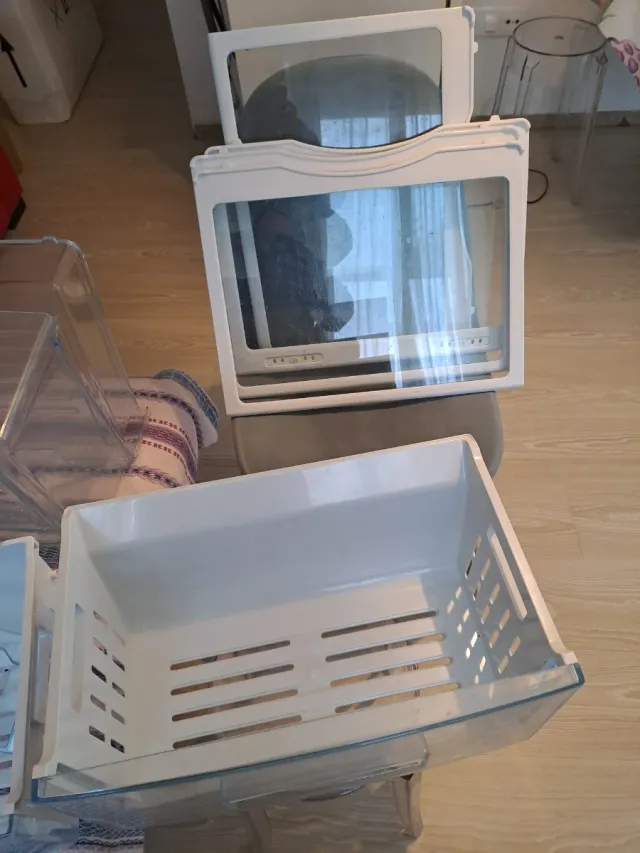 Cajones Nevera Daewoo modelo RN-42ANPW