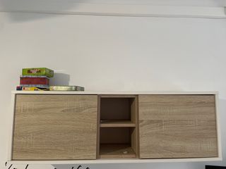 Mueble de pared madera y blanco