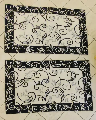 Coppia Tappeti Design Floreale Nero Bianco