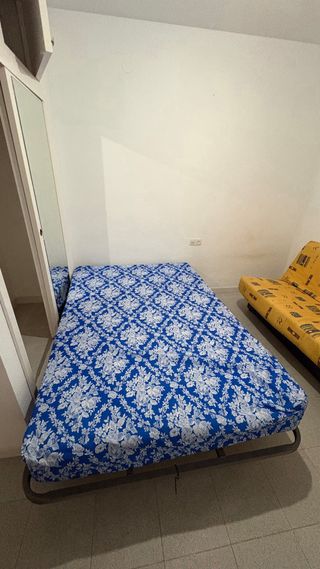 Cama doble 1,35m con funda estampada