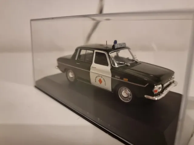 Renault 10 Guardia Civil Tráfico 1967 escala 1:43