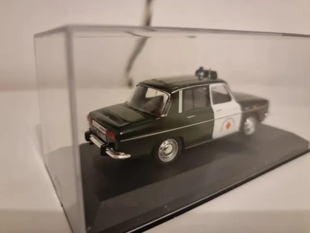 Renault 10 Guardia Civil Tráfico 1967 escala 1:43