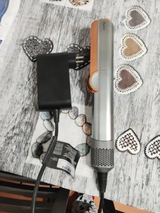 Piastra per capelli Dyson Airstrait