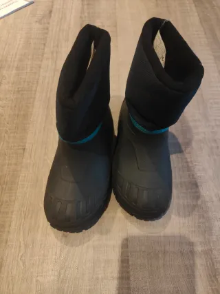 Botas de nieve para niño  Talla 30-31.