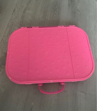 Caravana LOL Surprise 4 en 1 + maletin + muñecas