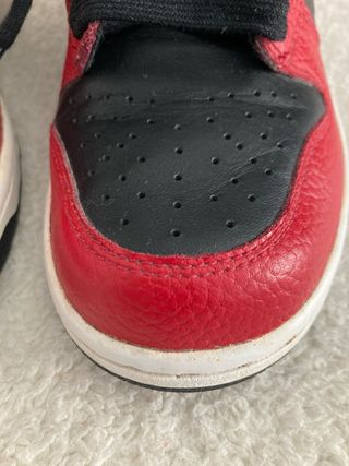 Zapatillas Nike Dunk High Negro y Rojo 38.5