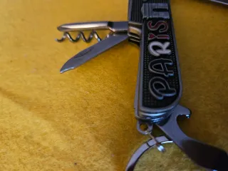 Coltellino multiuso souvenir Parigi