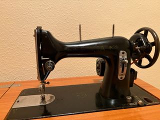Máquina de coser Sigma vintage