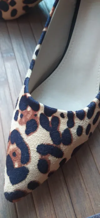 Zapatos de tacón leopardo