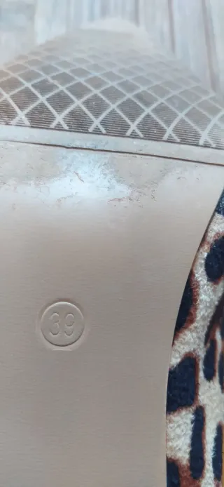 Zapatos de tacón leopardo