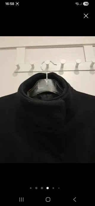 Abrigo de paño negro