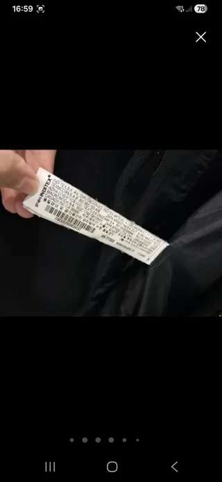 Abrigo de paño negro