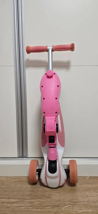 Patinete infantil con asiento