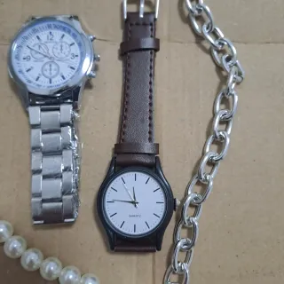 Coppia orologi uomo/donna più collana