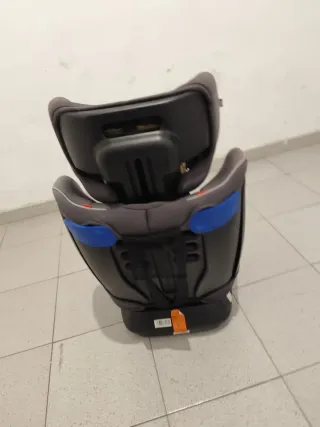 Silla de coche gris