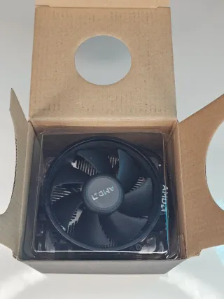 Procesador AMD Ryzen 5 2600X + Disipador original