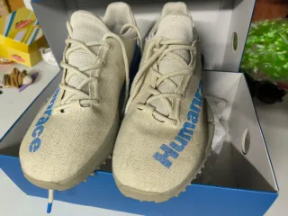 Adidas human race Talla 44