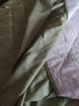 Colcha bouti verde con volantes