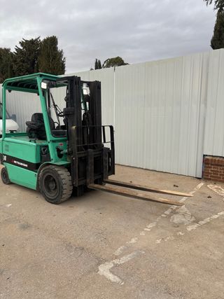 Carretilla elevadora MITSUBISHI FB30