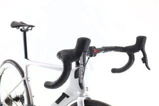 3T Strada AXS 12V (carretera) t.54 Reacondicionada