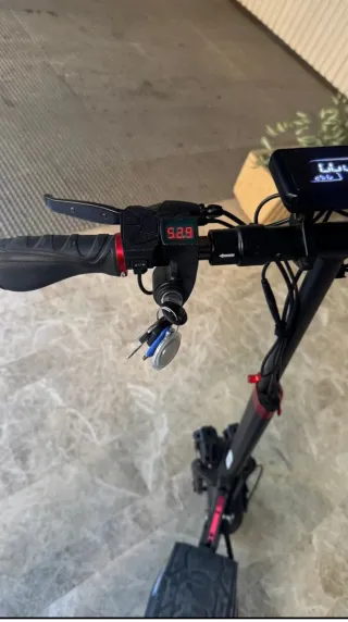 Patín Eléctrico Negro