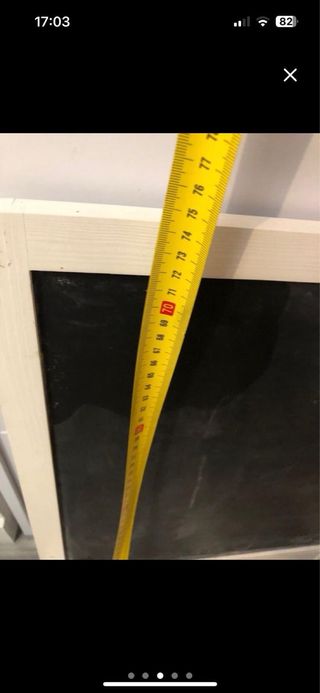 Pizarra Ikea con estante