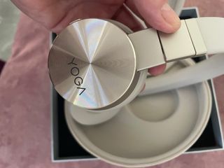 Auriculares Lenovo Yoga ANC Negros