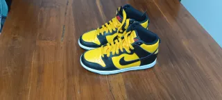 Nike Dunk High Retro Negro Amarillo