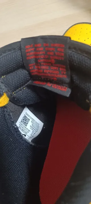 Nike Dunk High Retro Negro Amarillo