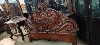 Dormitorio Caoba Tallado