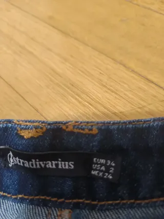 Falda vaquera Stradivarius botones