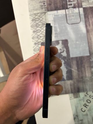 iPhone 13 Negro media noche