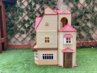 Casa Ático Secreto + Casa Campo + luces Sylvanian