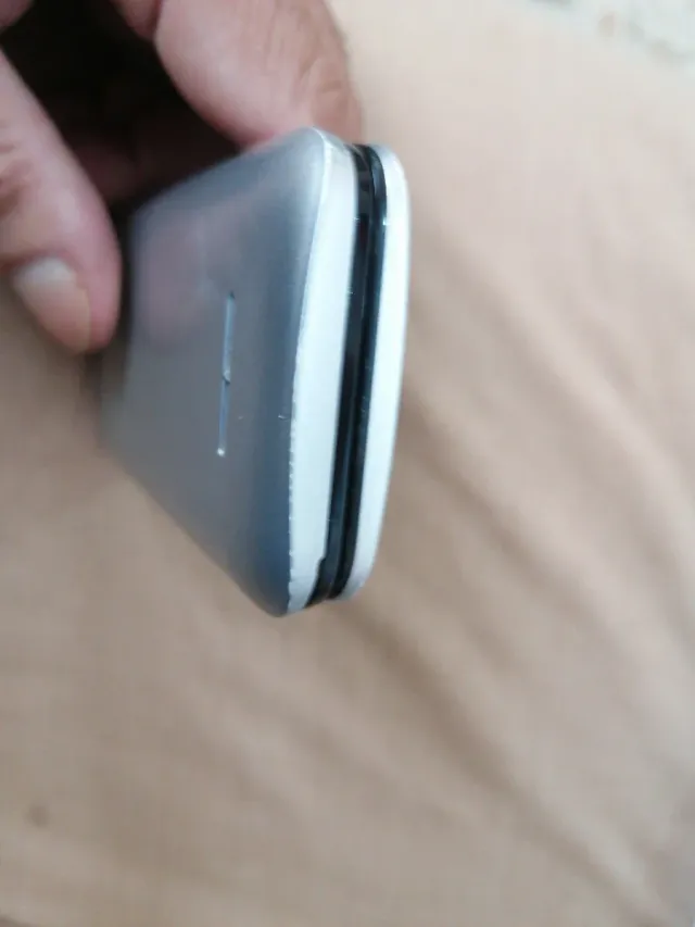 Teléfono Móvil Alcatel Negro Flip