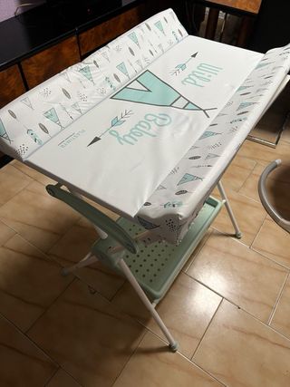 Bañera bebé con cambiador y patas