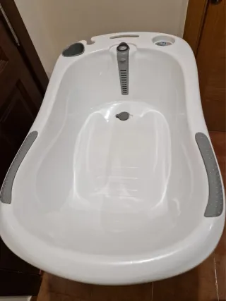 Bañera Olmitos con soporte y accesorios