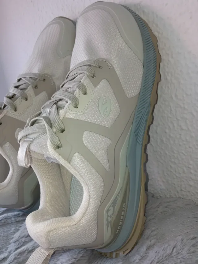 Zapatillas trekking Hobibear, talla 42 sin estrena