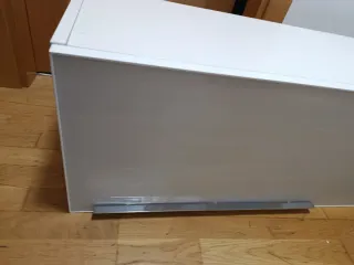 Mueble TV madera y plástico