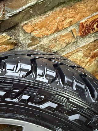 Llantas 18” Mitsubishi Montero V80