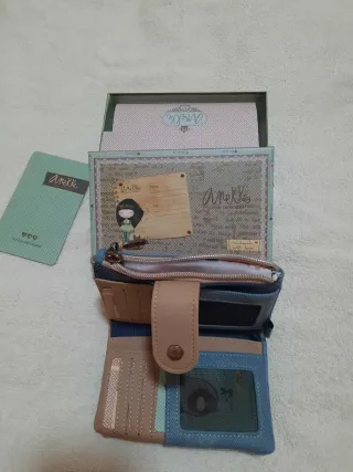 Cartera monedero Anekke