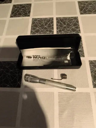 Mini Linterna Maglite