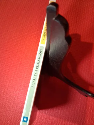 Elisabeth Kübler-Ross, "La muerte: un amanecer".