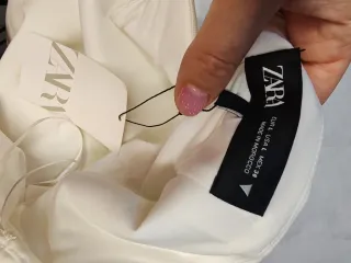 Vestido Zara blanco con escote halter