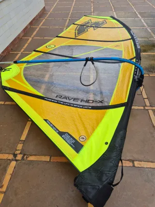 Vela windsurf F2 6.0m casi sin usar