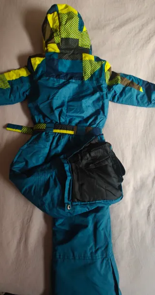 Mono de esquí 4/6 años(104cm) waterproof