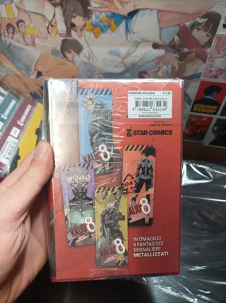 Kaiju No.8 serie completa 1 - 15 + box con gadget